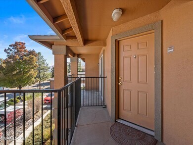 Foto del edificio - 6850 Sharlands Ave