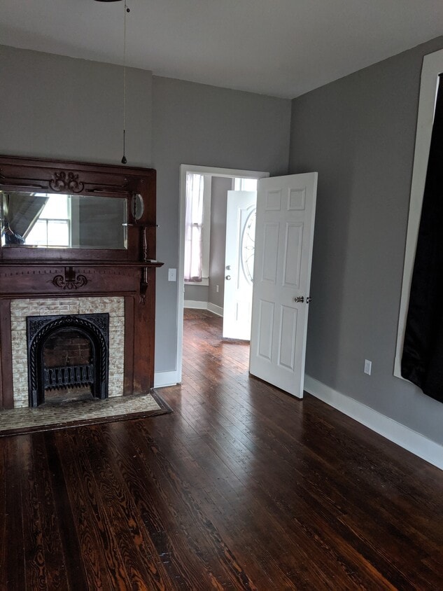 Foto del edificio - 524 W Main St