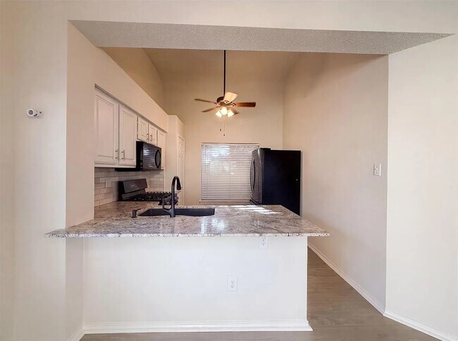 Foto del edificio - 11827 Meadowchase Dr
