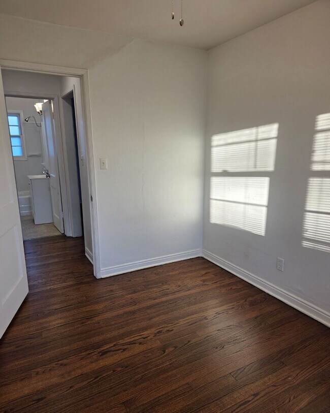 Foto del edificio - 1660-1660 N Payne Ave