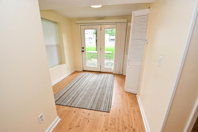 Building Photo - Penn Schools! 3 bedroom 1.5 bath room