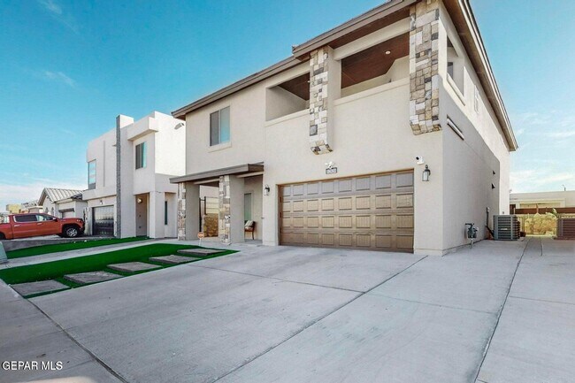 Foto del edificio - 12820 Linstead Ave