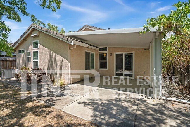 Building Photo - 10658 Basie Way