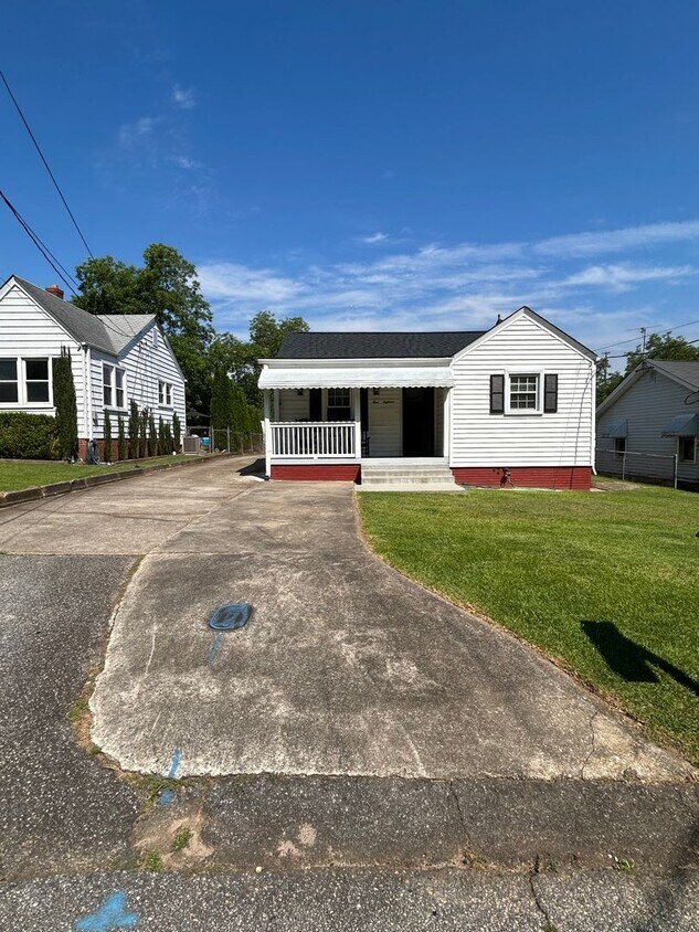 Primary Photo - Greenville, 2BD/1BA, 834SF