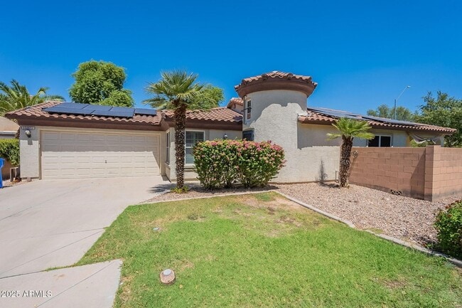 Photo - 15927 N 171st Drive Unit House