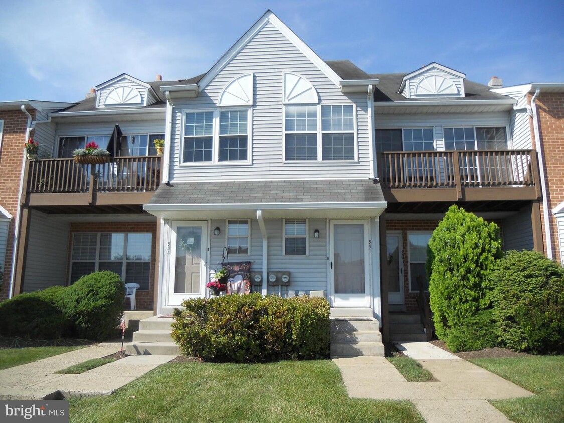Primary Photo - 931 Northridge Dr