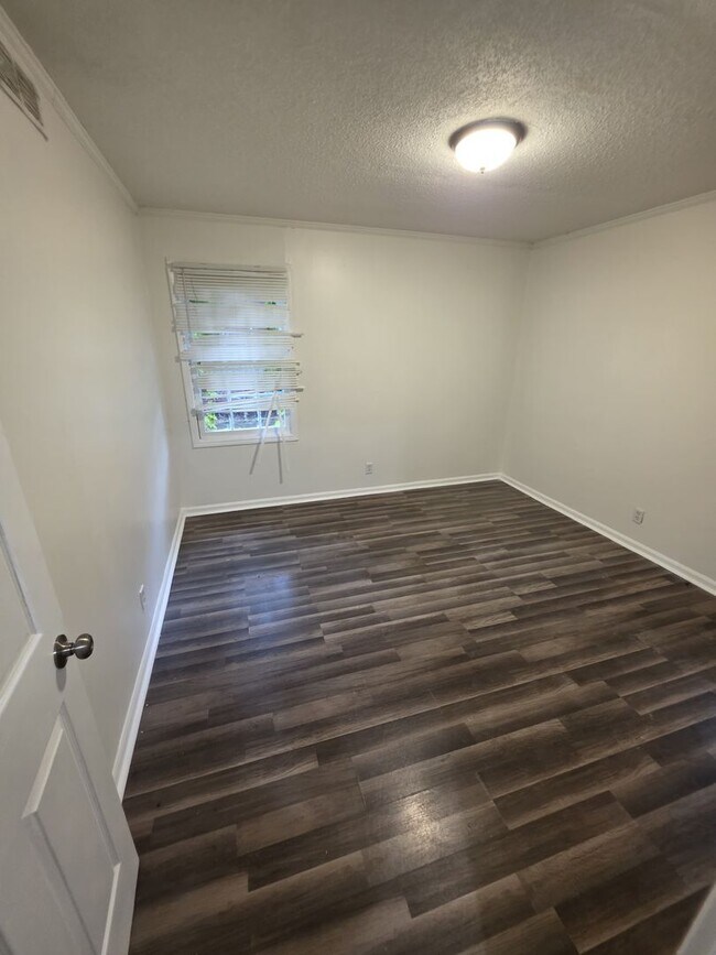 Foto del edificio - Affordable 3 Bedroom 1 Bath Home