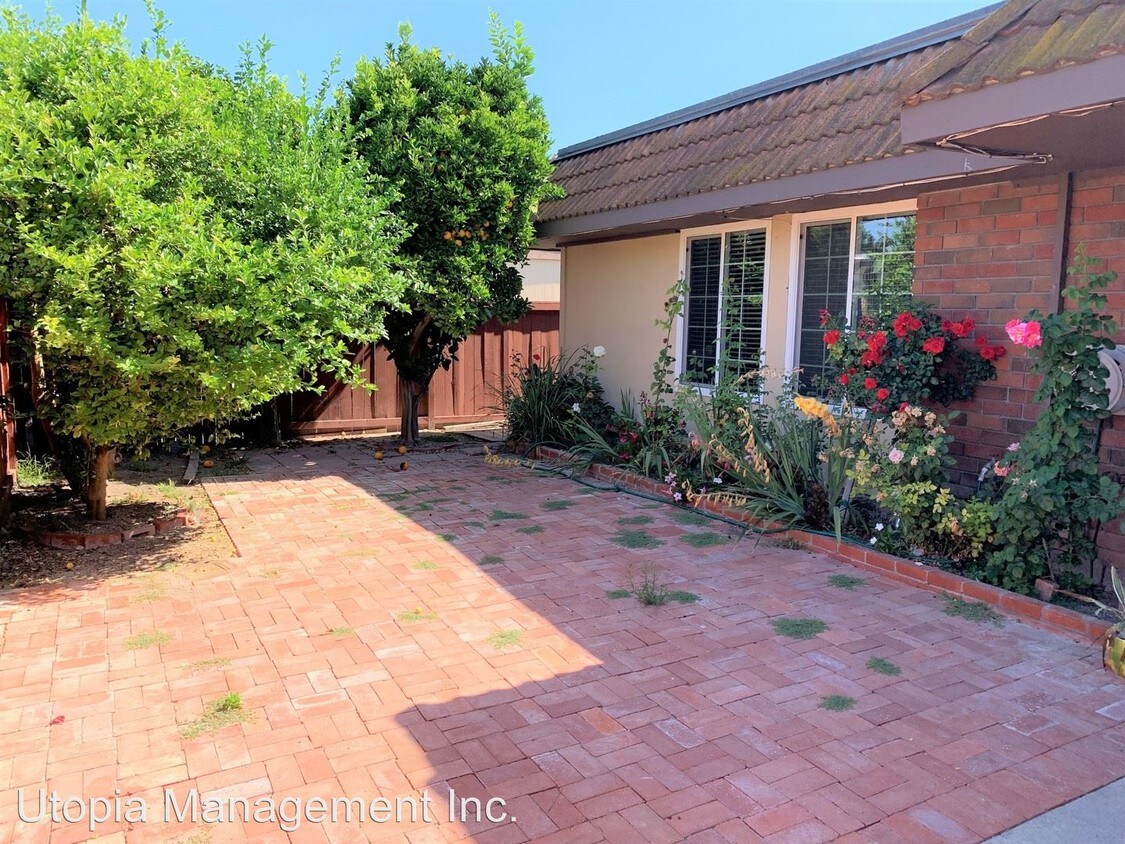 Primary Photo - 3 br, 2 bath House - 23412 Via Jacinto