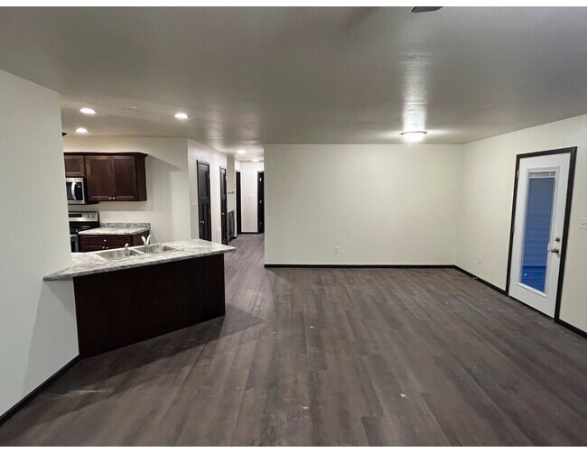 Foto del edificio - 305 Post Oak Dr