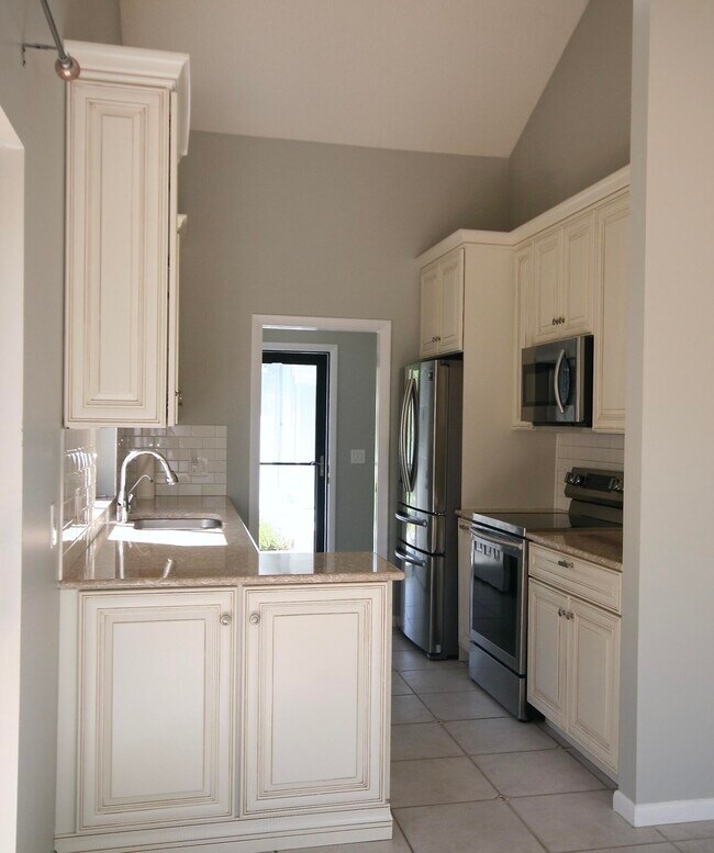 Foto del edificio - 141 Seashore Dr