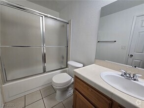 Building Photo - 6624 W Chardonay Way