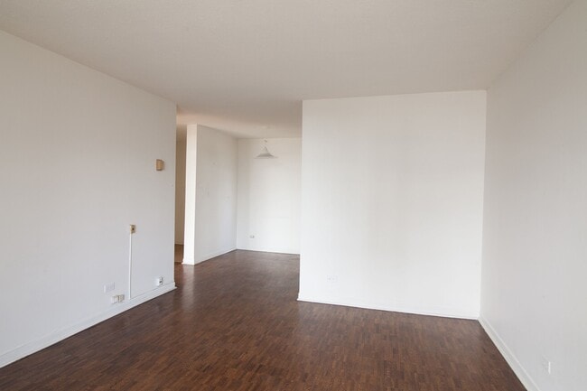 Photo du bâtiment - 1975 Maisonneuve Blvd W