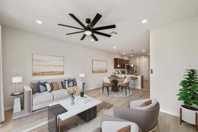 Foto del edificio - 5489 Elmview Xing