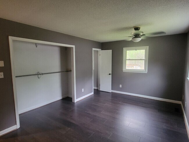 Foto del edificio - 3 Bedroom 2 Bathroom Home