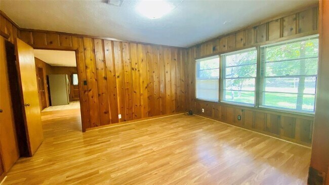 Foto del edificio - 9326 Hwy 6