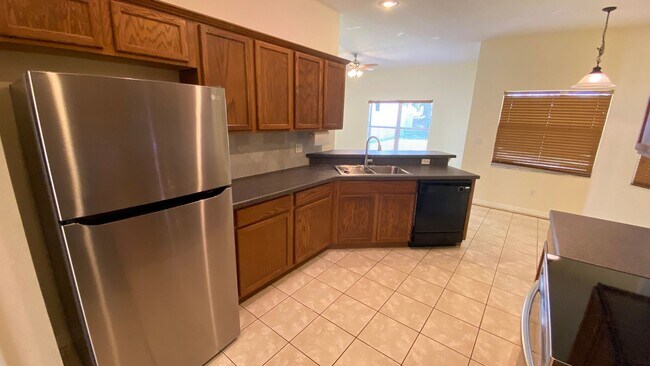 Foto del edificio - 3 Bedroom, 2 Bath Single Family Home in Ki...