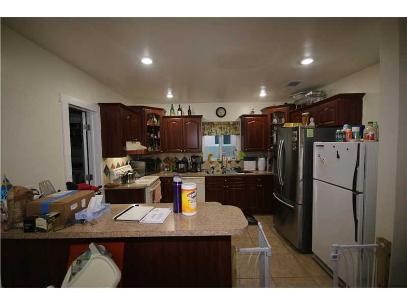 Foto del edificio - 3045 NW 19th St