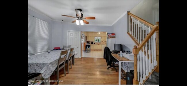 Foto del edificio - 1727 Monroe Ave