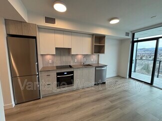 Building Photo - 1488 Bertram St
