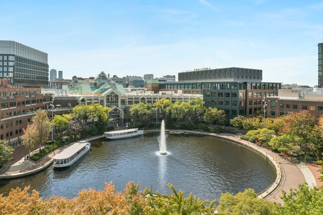 Building Photo - 6 Canal Park