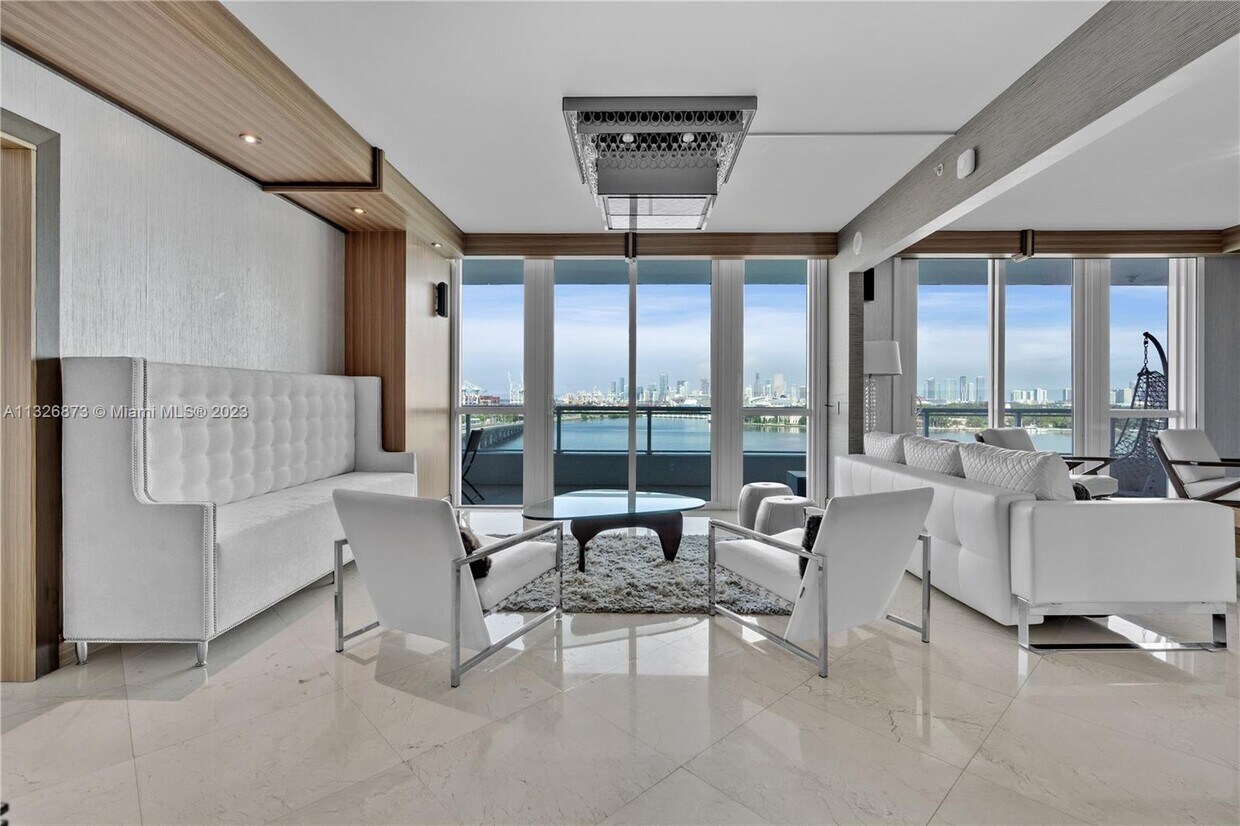 Foto principal - 520 West Ave