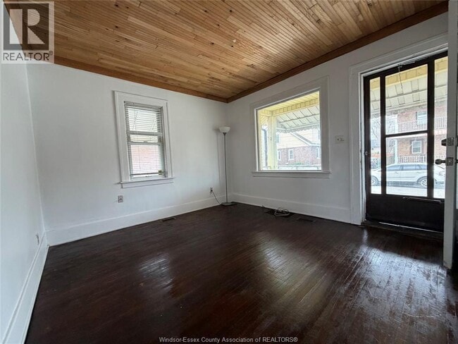 Building Photo - 1757 Rooney St
