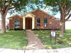 Building Photo - 11366 Mansfield Dr