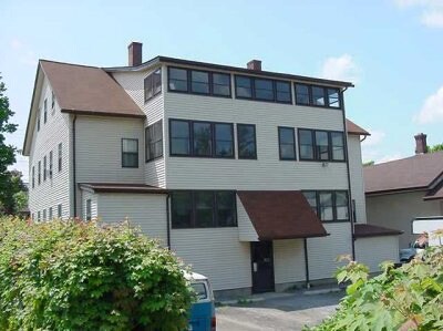 Alternativa Vista al edificio 3 - A.G. Falcone Apartments