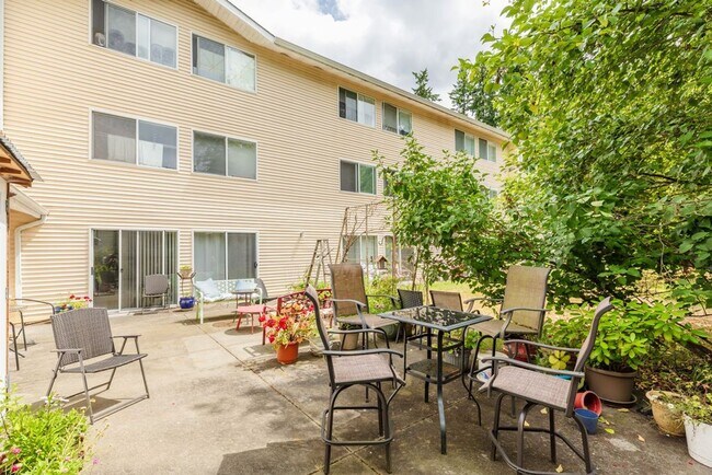 Building Photo - Westgate Apartments