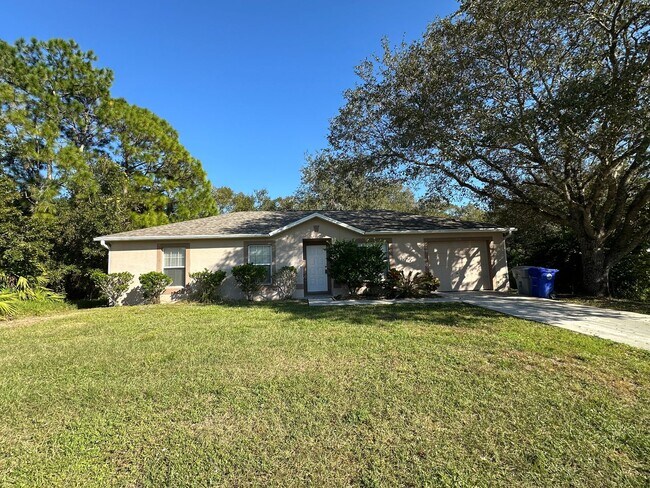 Photo - Vero Lake Estates House