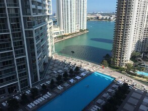 Building Photo - 495 Brickell Ave