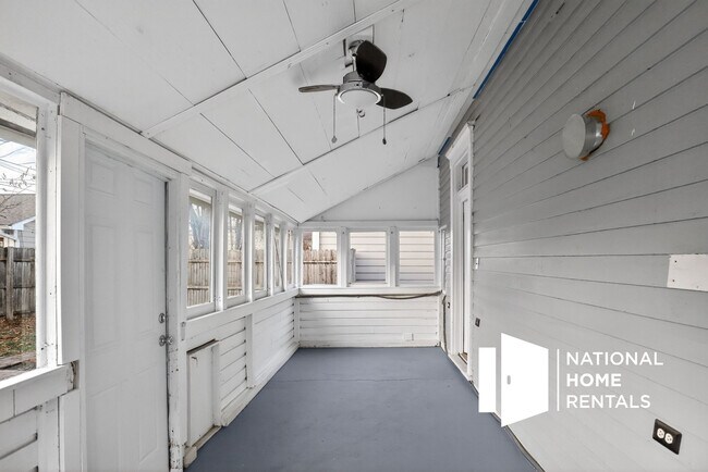 Photo - 1418 Olive St House