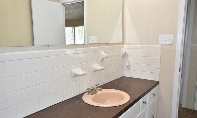 Building Photo - Rental Property