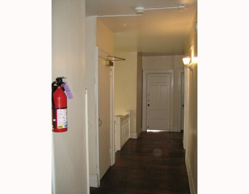 Foto del edificio - 340 Elmwood