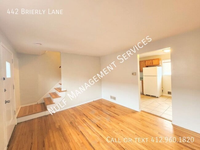 Building Photo - 442 Brierly Ln