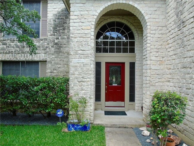 Building Photo - 13341 Tamayo Dr