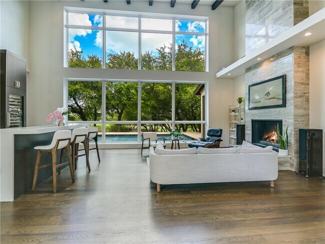 Foto del edificio - 12524 Maidenhair Ln