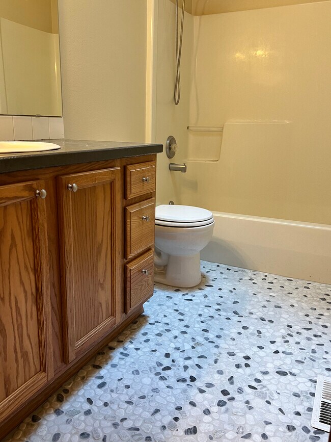Foto del edificio - 4302 Lupine Ct