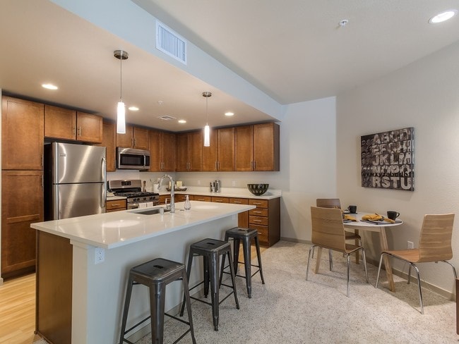 121 Tasman apartments — community photo - 121 Tasman