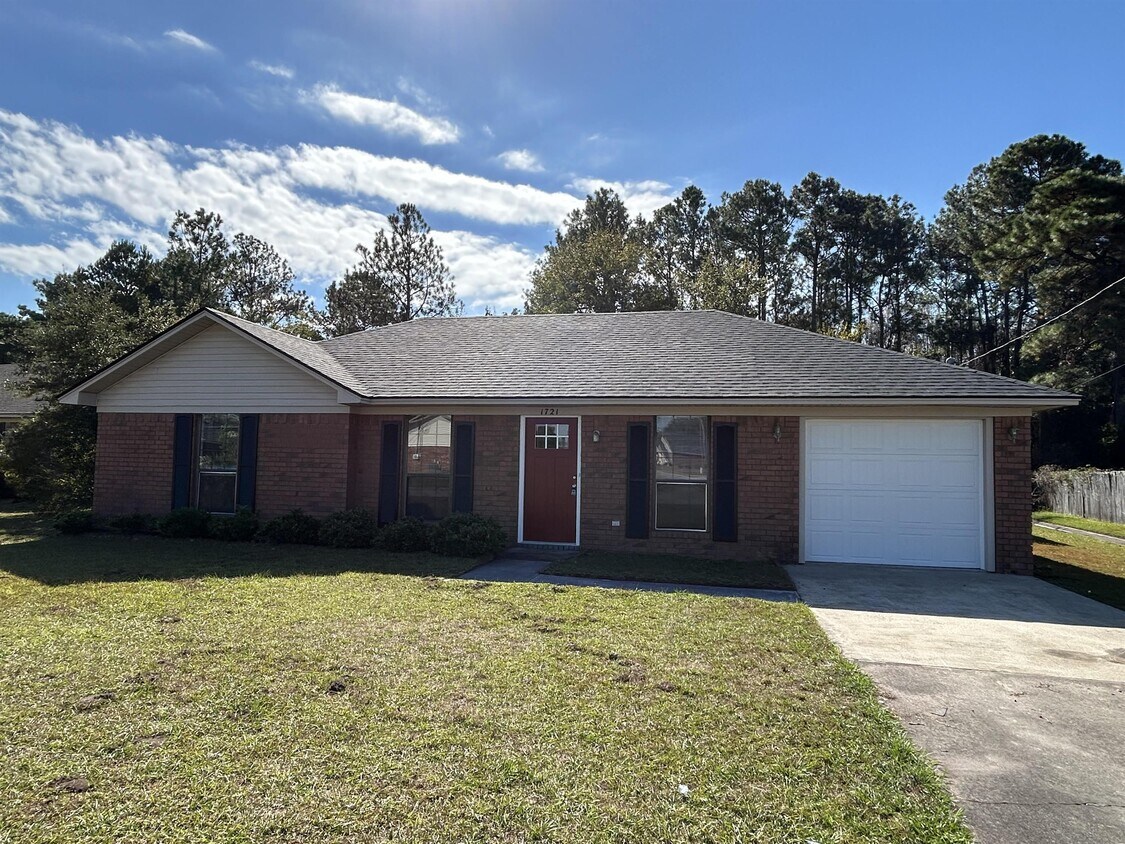 Primary Photo - 1721 Ashton Dr