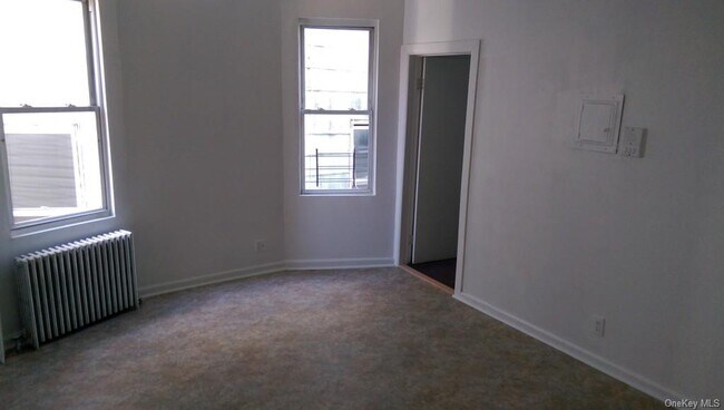 Building Photo - 139 Beech St
