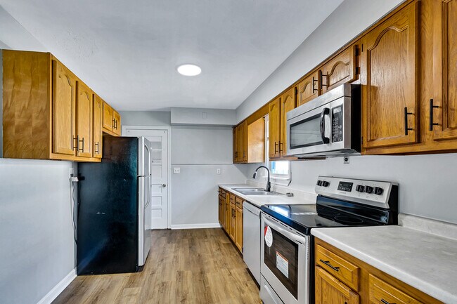 Foto del edificio - 325 Arbor Ave