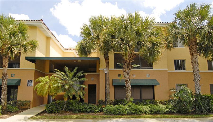 Coconut Palm Club Apartments Rentals Coconut Creek, FL