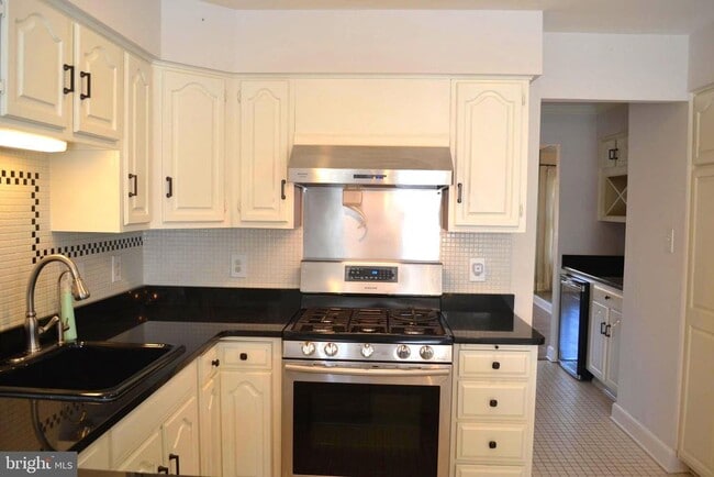 Foto del edificio - 7407 Crestberry Ln