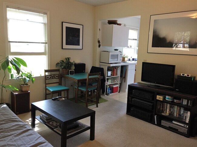 Foto del edificio - 1601 Whipple Dr