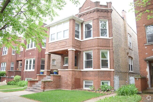 Building Photo - 3425 N Monticello Ave