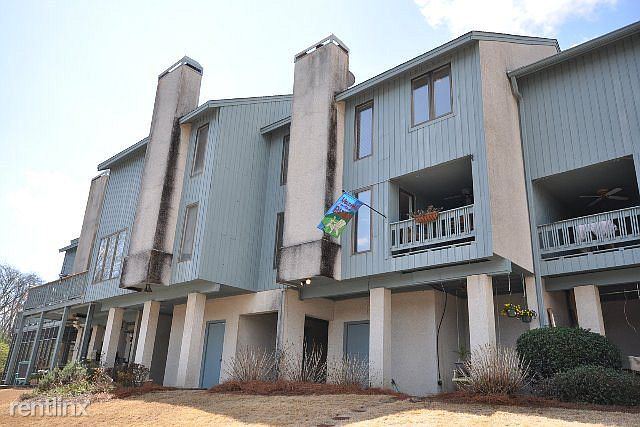 Foto principal - 3 br, 3.5 bath Townhome - 110 Riverbend Dr