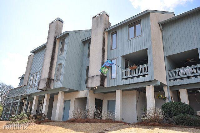 Primary Photo - 3 br, 3.5 bath Townhome - 110 Riverbend Dr