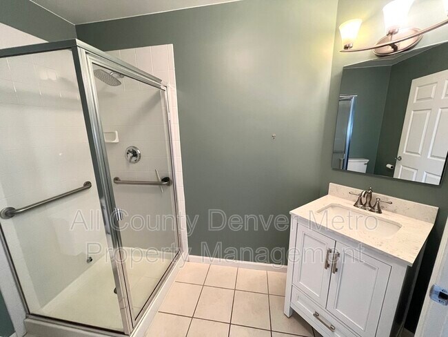 Foto del edificio - 475 W 12th Ave