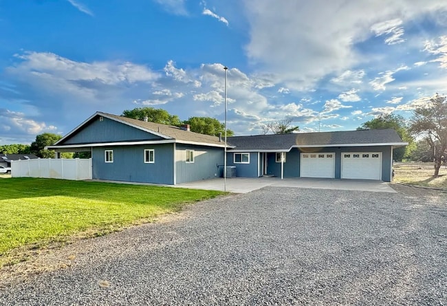 Building Photo - 4905 Linda Ln